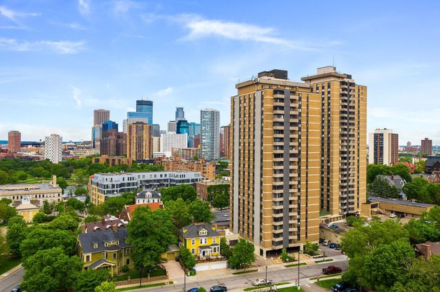 400 Groveland Avenue 1208, Minneapolis, MN 55403