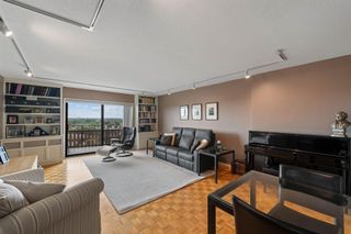 400 Groveland Avenue 1208, Minneapolis, MN 55403