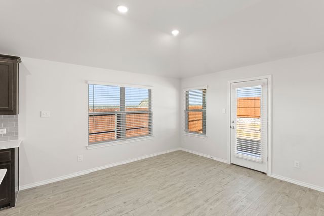 118 Coyote Circle, Terrell, TX 75160