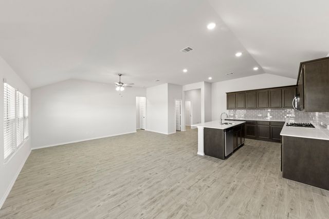 118 Coyote Circle, Terrell, TX 75160