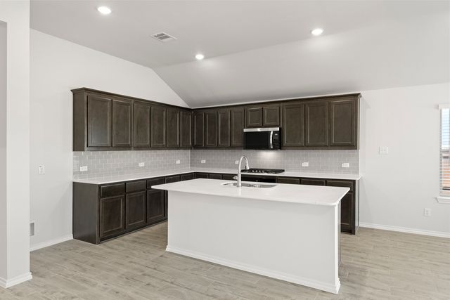 118 Coyote Circle, Terrell, TX 75160