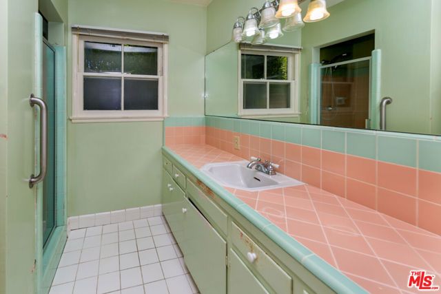 4944 Texhoma Avenue, Encino (los Angeles), CA 91316