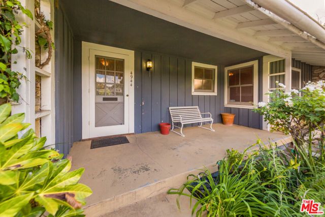 4944 Texhoma Avenue, Encino (los Angeles), CA 91316