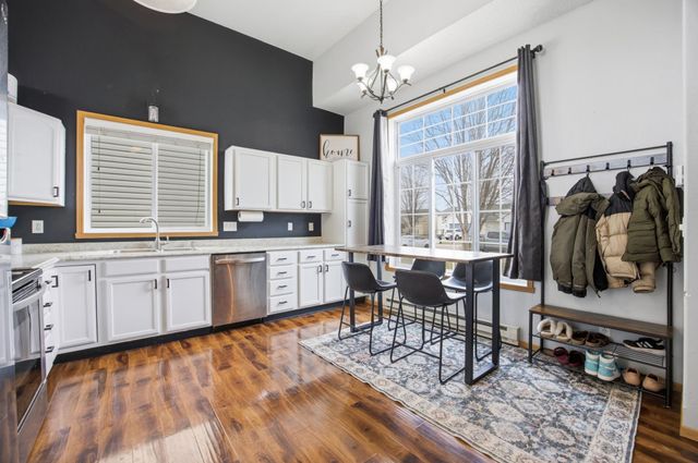 2218 59th Avenue S, Fargo, ND 58104