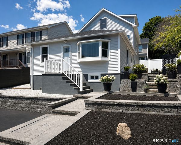 198 Castle Avenue, Fairfield, CT 06825