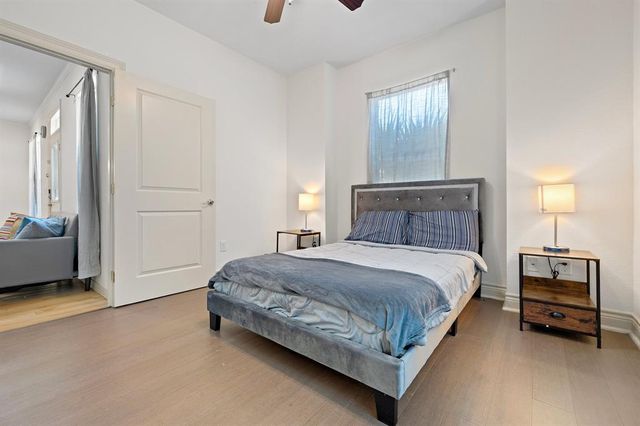 2107 54th Street, Galveston, TX 77551