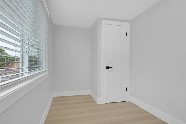 2712 W Balmoral Avenue 2E, Chicago, IL 60625