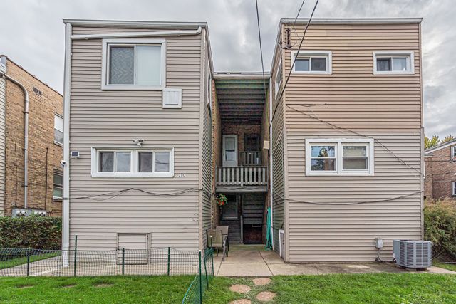 2712 W Balmoral Avenue 2E, Chicago, IL 60625