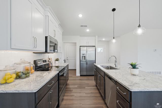 4385 Glen View, Manhattan, KS 66502