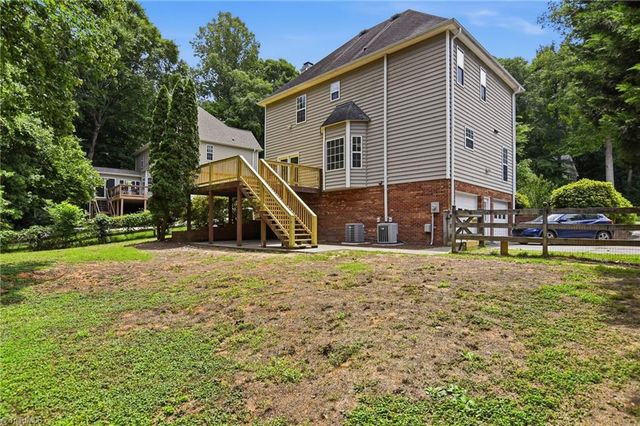 1733 Abbottsford Drive, Kernersville, NC 27284