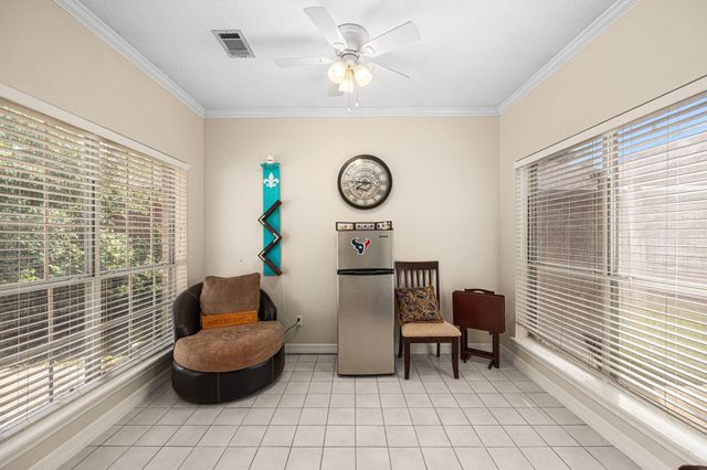 7202 N Fawn River Circle, Spring, TX 77379