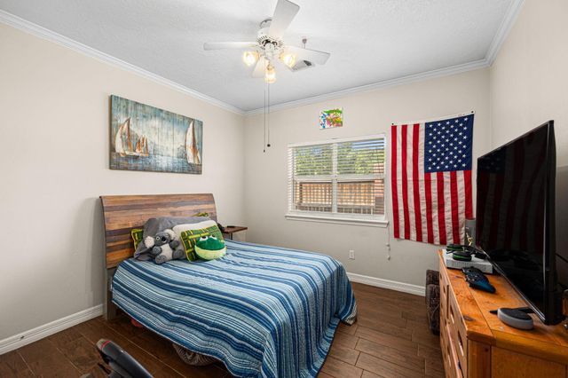 7202 N Fawn River Circle, Spring, TX 77379