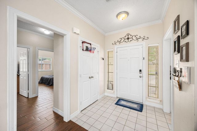 7202 N Fawn River Circle, Spring, TX 77379