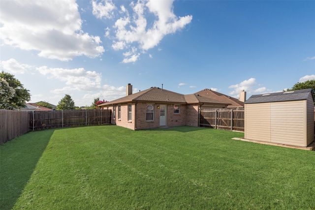 227 Deerfield Court, Cedar Hill, TX 75104