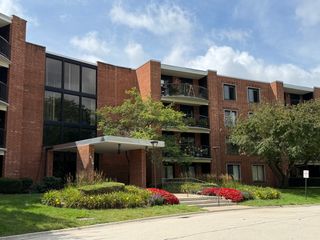 1415 E Central Road 318C, Arlington Heights, IL 60005