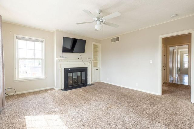 1002 Jefferson Place, Shawnee, OK 74801