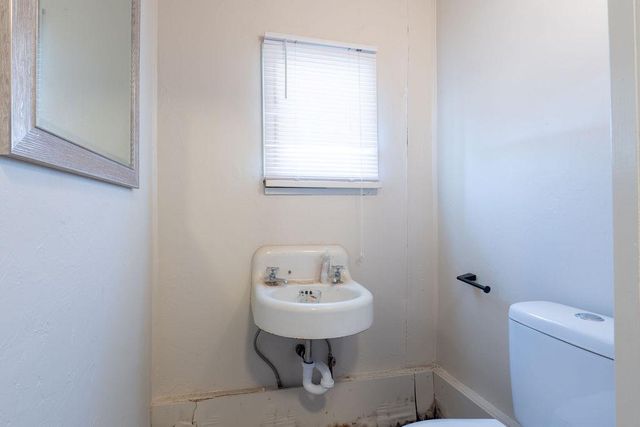 1002 Jefferson Place, Shawnee, OK 74801