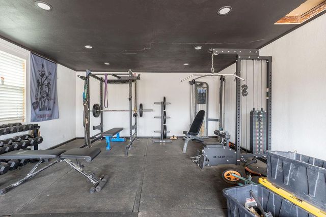 1002 Jefferson Place, Shawnee, OK 74801