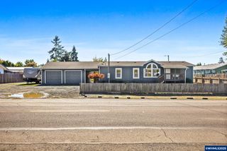4676 Auburn Rd NE, Salem, OR 97301