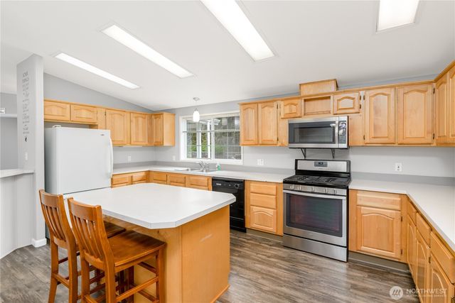 94 Riverdale Ln, Sequim, WA 98382