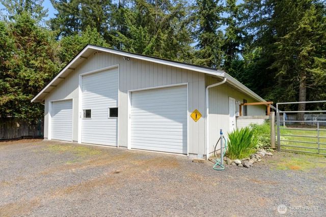 94 Riverdale Ln, Sequim, WA 98382