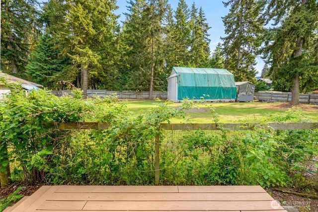 94 Riverdale Ln, Sequim, WA 98382