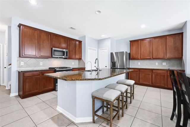 1501 Kent Valley Lane, Rosenberg, TX 77471