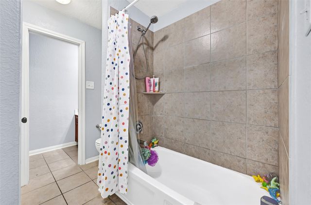 1501 Kent Valley Lane, Rosenberg, TX 77471