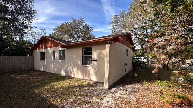 7012 DOREEN STREET, Tampa, FL 33617