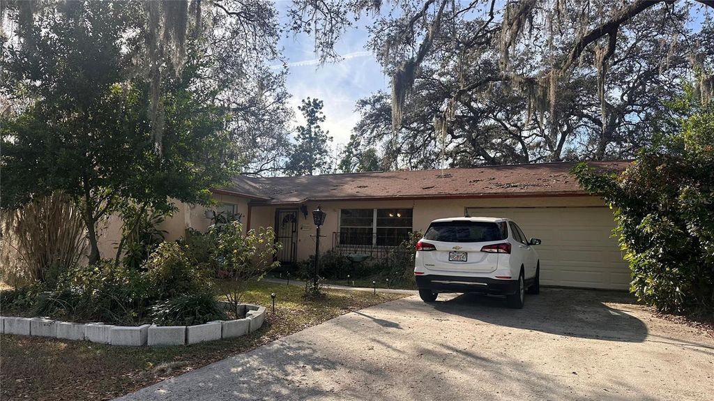 7012 DOREEN STREET, Tampa, FL 33617