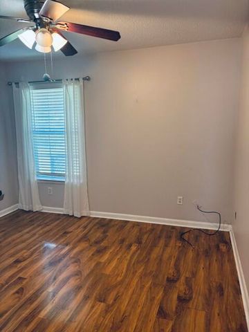 402 Juniper Street, Destin, FL 32541