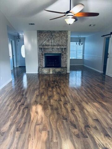 402 Juniper Street, Destin, FL 32541