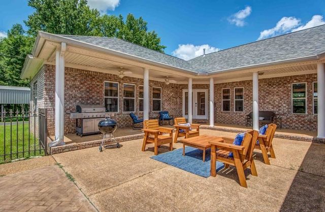 1215 BEAVER CREEK RD, Braden, TN 38049