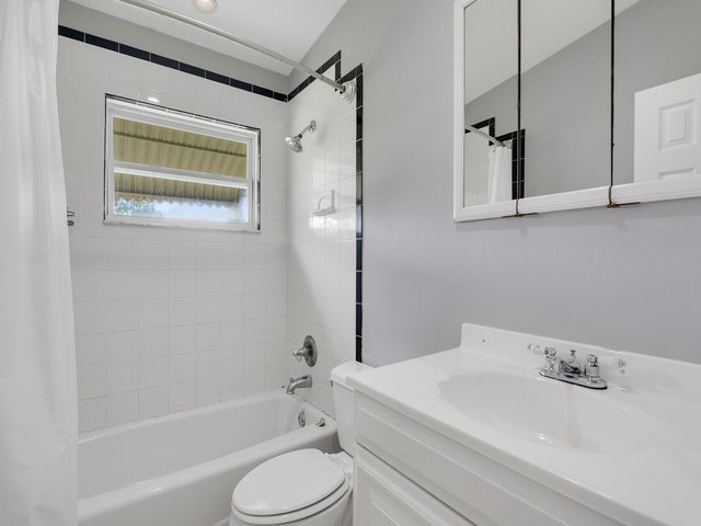 660 14th Street, Vero Beach, FL 32960