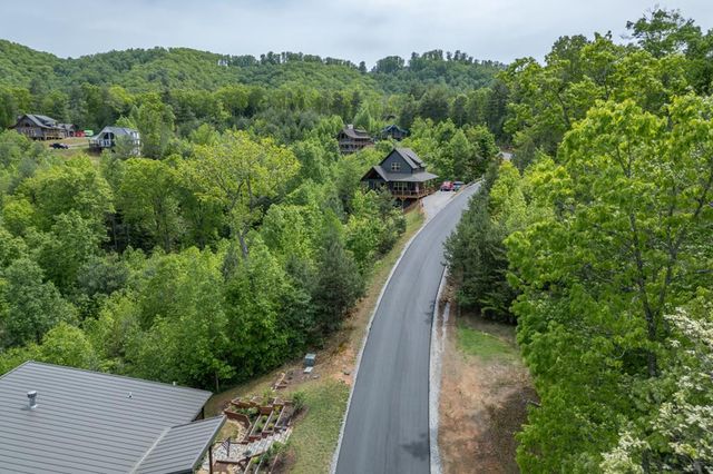 455 Point Overlook Trail, Murphy, NC 28906