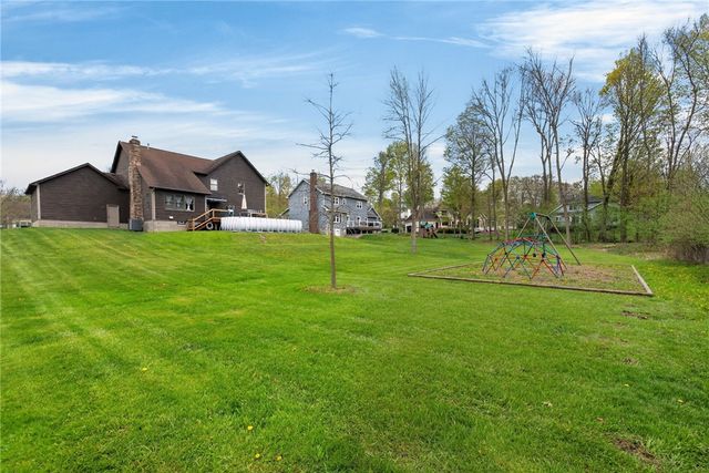 89 Cobblefield Way, Henrietta, NY 14534