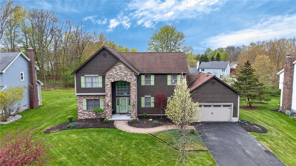 89 Cobblefield Way, Henrietta, NY 14534