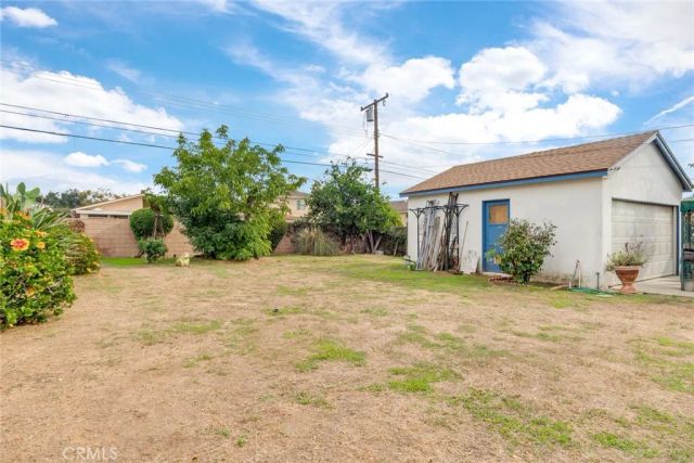 1146 N Azusa, Azusa, CA 91702