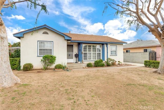 1146 N Azusa, Azusa, CA 91702