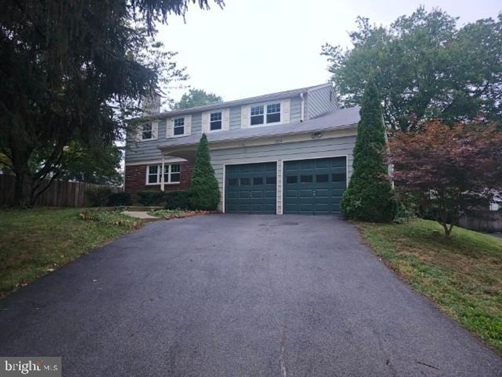 1004 ASPEN CT, Conshohocken, PA 19428
