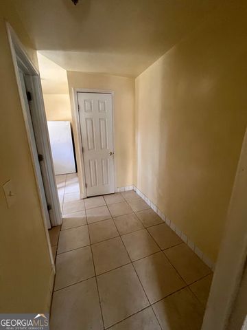 935 Slash Pine Road, Forest Park, GA 30297