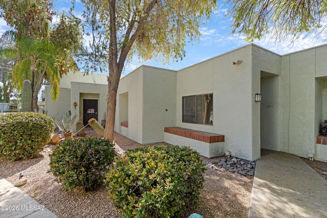 7840 N La Cañada Drive, Tucson, AZ 85704
