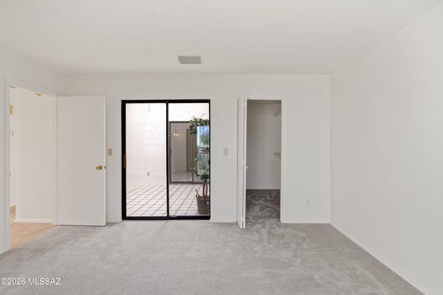 7840 N La Cañada Drive, Tucson, AZ 85704