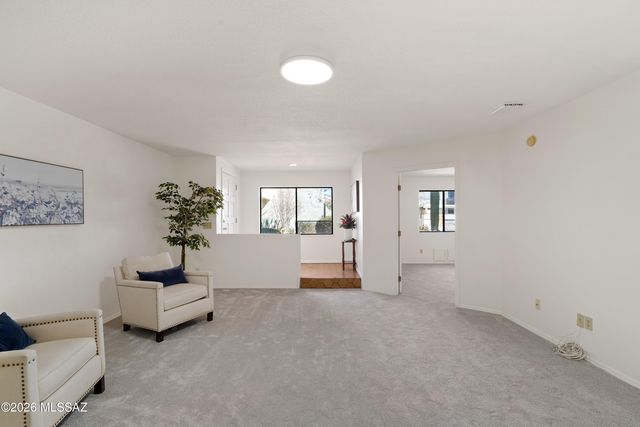 7840 N La Cañada Drive, Tucson, AZ 85704