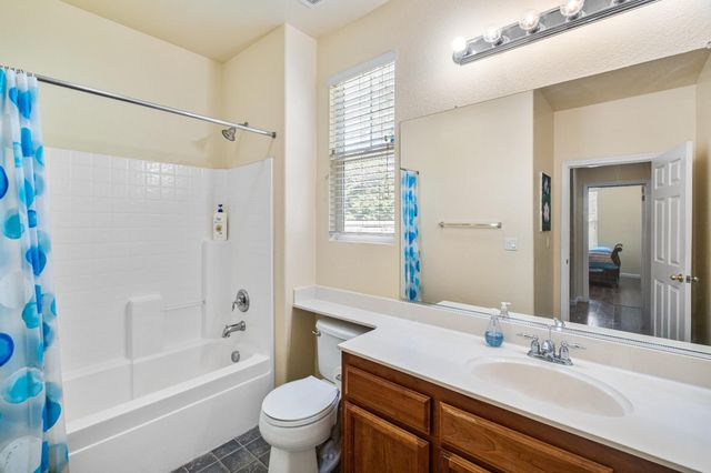 692 Humbert St, Folsom, CA 95630