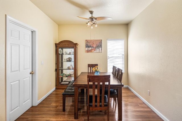 692 Humbert St, Folsom, CA 95630