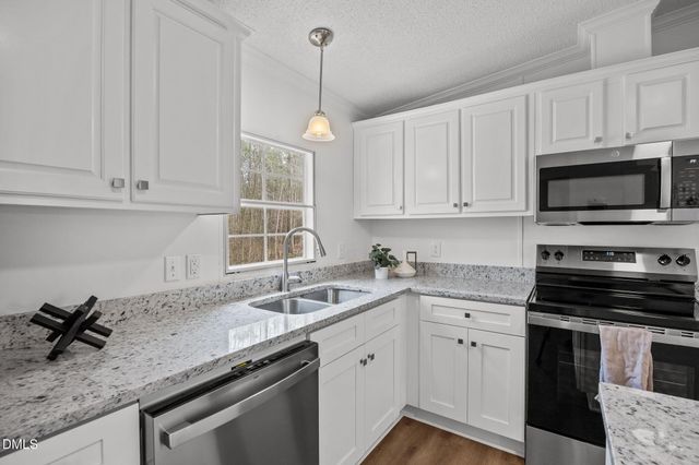 35 Athens Court, Cameron, NC 28326