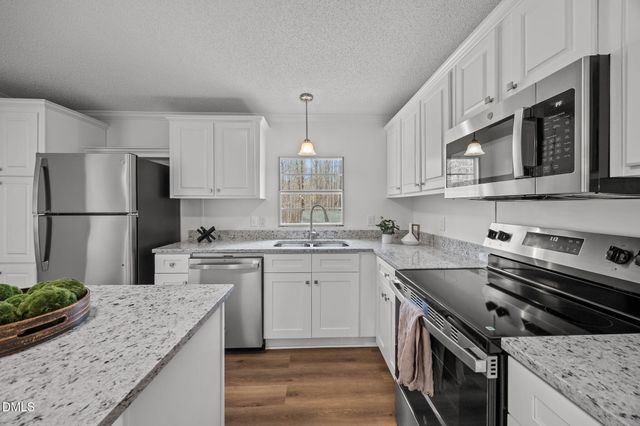 35 Athens Court, Cameron, NC 28326