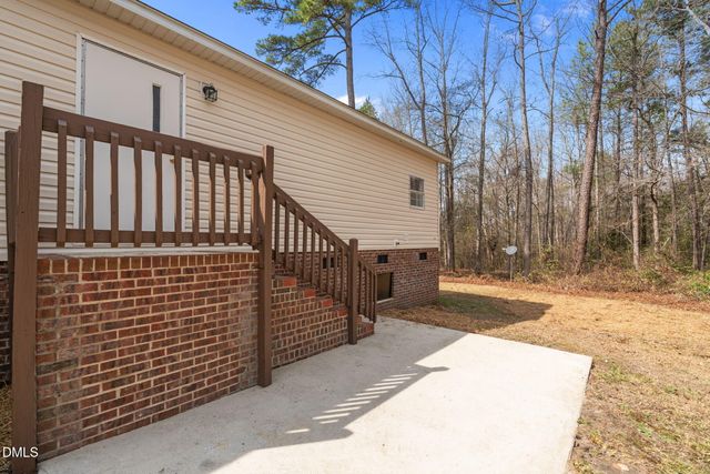 35 Athens Court, Cameron, NC 28326