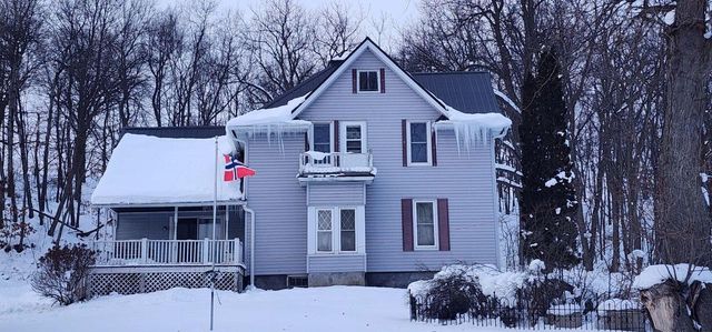 S1205 County Road Y, Wonewoc, WI 53968